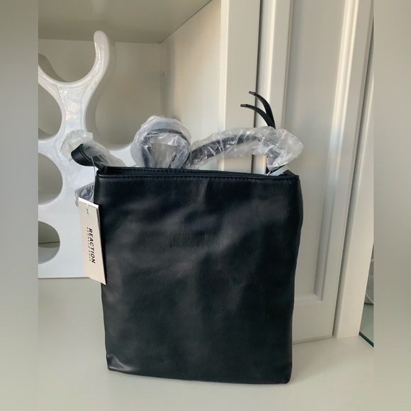 KENNETH COLE REACTION Black Crossbody Vegan Leather Purse BRAND NEW - Picture 8 of 13